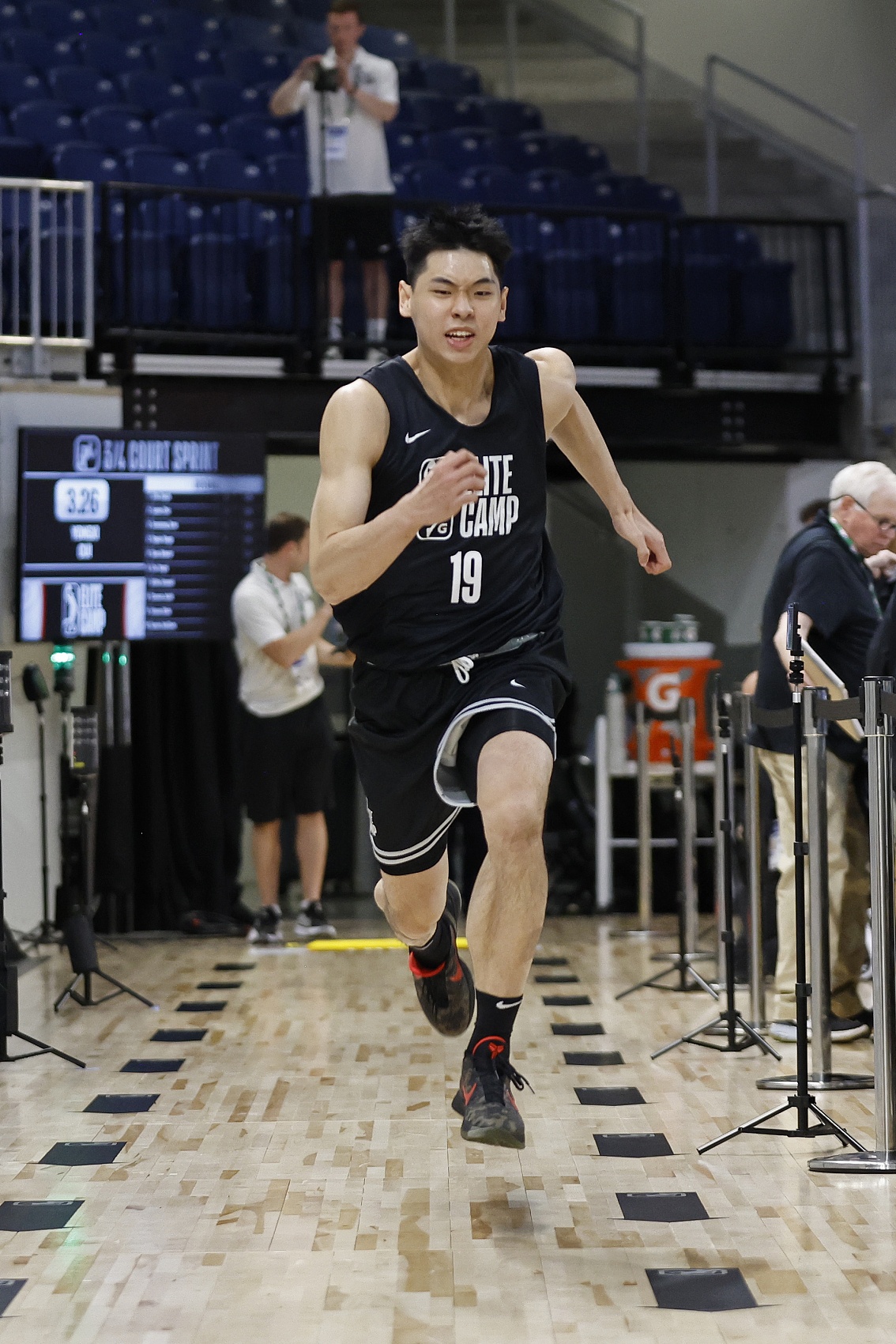 中国篮坛教练人士：若没有商业赞助 崔永熙很难在NBA下级联赛立足